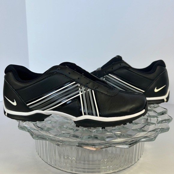 Nike Golf Shoes Womens US 7 Black Leather Spiked Course Casual Athletic - Picture 1 of 12